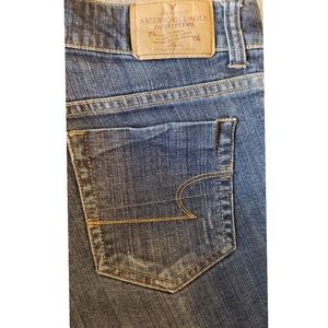 AMERICAN EAGLE Bermuda Denim Shorts Size 8 Blue Women's